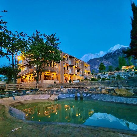 Dumani Nagar Hotel & Resort Karimabad  ภายนอก รูปภาพ
