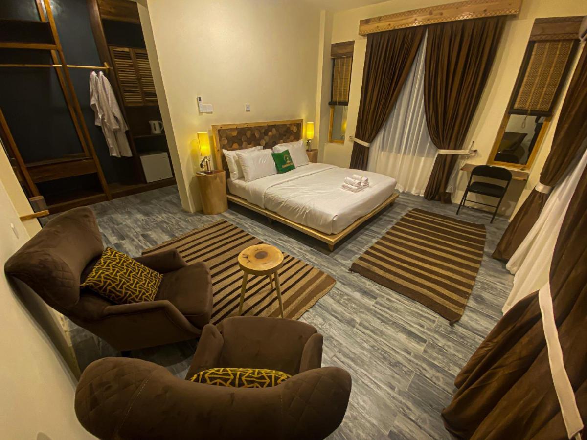 Dumani Nagar Hotel & Resort Karimabad  ภายนอก รูปภาพ