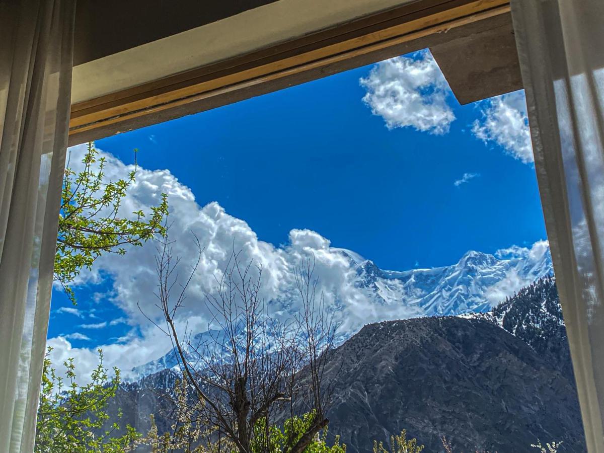 Dumani Nagar Hotel & Resort Karimabad  ภายนอก รูปภาพ