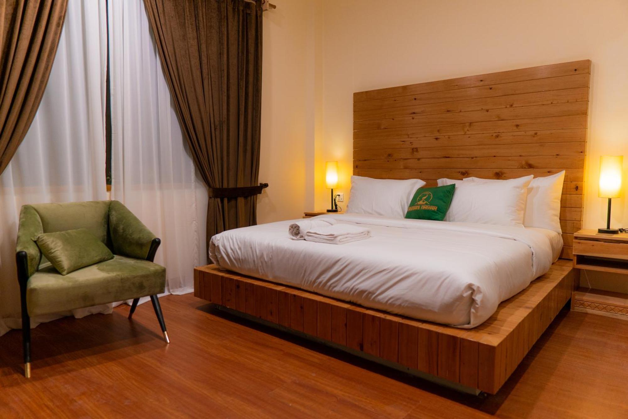 Dumani Nagar Hotel & Resort Karimabad  ภายนอก รูปภาพ